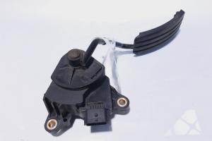 Pedala acceleratie, cod 8200153270, Renault Megane 2 Sedan (idi:496152) din dezmembrari