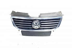 Grila centrala bara fata cu sigla si loc de senzori, VW Passat Variant (3C5) (id:526924) din dezmembrari
