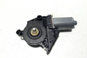 Motoras macara usa stanga fata, Audi A4 (8E2, B6) (id:570262) din dezmembrari