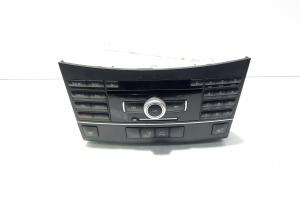 Radio CD cu navigatie si butoane incalzire scaune, cod A2129004108, Mercedes Clasa E T-Model (S212) (idi:569621) din dezmembrari