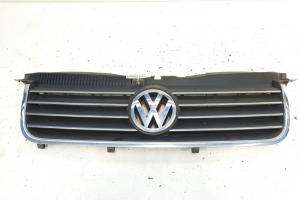 Grila bara fata centrala cu sigla, VW Passat Variant (3B6), facelift (id:605550) din dezmembrari