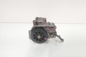 Pompa ulei, cod 04L145208D, VW Golf 7 Variant (BA5), 1.6 TDI, CLH (idi:636538) din dezmembrari