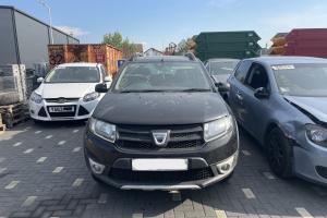 Dezmembrez piese caroserie, motor, cutie viteze, suspensie Dacia Sandero 2 Stepway 0.9 TCE 2013, H4B400 din dezmembrari