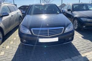 Dezmembrez piese caroserie, motor, cutie viteze, suspensie Mercede Clasa C (W204) 2.2 CDI 2008, OM646811 din dezmembrari