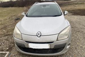 Dezmembrez piese caroserie, motor, cutie viteze, suspensie Renault Megane 3 Combi 1.5 DCI 2010, K9K832 din dezmembrari