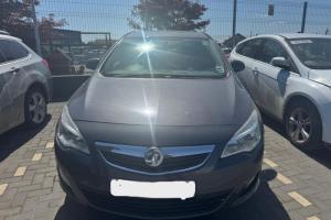 Dezmembrez piese caroserie, motor, cutie viteze, suspensie Opel Astra J 1.7 CDTI, A17DTR din dezmembrari