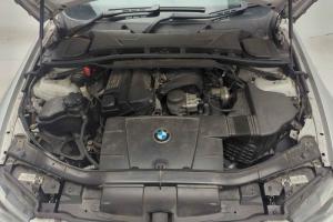 Vindem piese de caroserie, motor, cutie viteze,  Bmw 3 Touring (E91) 2.0 benz din dezmembrari