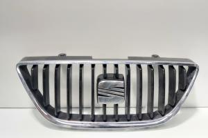 Grila bara fata centrala cu sigla, cod 6J0853651, Seat Ibiza 5 (6J5) (id:695126) din dezmembrari