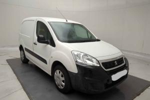Vindem piese de caroserie si elemente de interior, pentru Peugeot Partner (II) , 1.6 HDI din dezmembrari