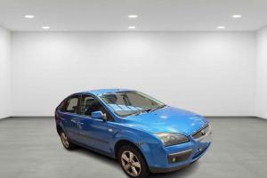 Vindem piese de caroserie si elemente de interior, pentru Ford Focus 2 (DA), 2.0 benz din dezmembrari