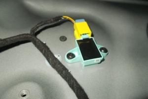 Senzor impact usa stanga fata Audi A5 (8T3) din dezmembrari