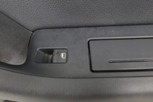 Buton dreapta spate Audi A6 (4F) 2004-2011 din dezmembrari
