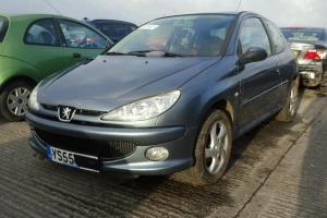 Vindem piese de caroserie Peugeot 206, 1.6hdi din dezmembrari