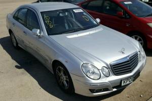 Vindem piese de caroserie Mercedes E-Class W211, 2.2CDI din dezmembrari