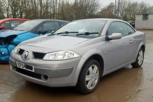 Vindem piese de interior Renault Megane 2 Coupe-Cabriolet din dezmembrari