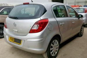 Vindem piese de caroserie Opel Corsa D 1.3 cdti din dezmembrari