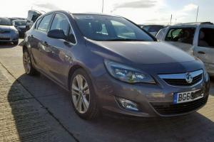 Vindem piese de motor Opel Astra J, 2.0 cdti din dezmembrari