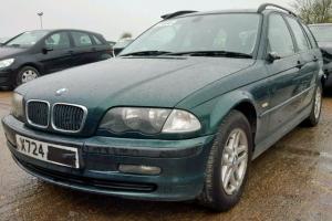 Vindem piese de carsoerie Bmw 3 Touring (E46) 1.9 benz 194E1 din dezmembrari din dezmembrari