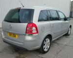 Vindem piese de caroserie Opel Zafira B, 1.8b