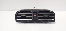 Grila aer bord centrala cu butoni avarii, VW Golf 6 (5K1), 2.0 TDI, CBD (id:680230)