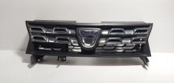 Grila bara fata centrala cu sigla, Dacia Duster, facelift (id:702616)