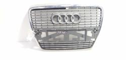 Grila bara fata centrala cu sigla cu loc de senzori, Audi A6 (4F2, C6) cu crom (id:718487)