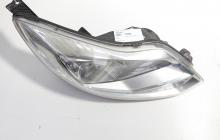 Far dreapta, Ford Focus 3 vol pe dreapta (idi:712735)