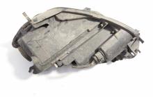 Far dreapta, Audi A6 (4G2, C7) vol pe dreapta (idi:712832)