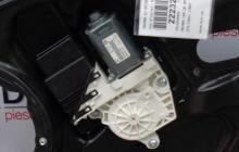 Macara cu motoras dreapta spate 5N0839730M, 5N0959704D, Volkswagen Tiguan (5N_) (id:222320)