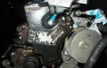 Pompa inalta Opel Astra H combi, 1.3cdti, 0445010157