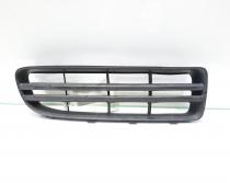 Grila bara fata dreapta, cod 1U0807368C, Skoda Octavia 1 (1U2) (id:464778) Grila bara fata dreapta, cod 1U0807368C, Skoda Octavia 1 (1U2) (id:464778)