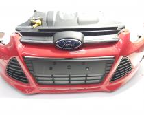 Bara fata cu proiectoare, Ford Focus 3 (id:688153)