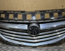 Grila bara fata centrala sus cu siga, Opel Insignia A facelift (pr:110747)
