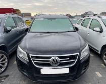 Dezmembrez piese caroserie, motor, cutie viteze, suspensie VW Tiguan (5N) 2.0 TDI, CBAB.