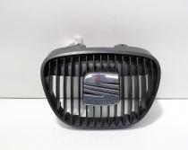 Grila bara fata centrala cu sigla, cod 6L0853651, Seat Ibiza 4 (6L1) (id:698285)