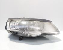 Far dreapta cu lupa si xenon, cod 3C0941752K, VW Passat Variant (3C5), volan pe stanga (idi:704346) Far dreapta cu lupa si xenon, cod 3C0941752K, VW Passat Variant (3C5), volan pe stanga (idi:704346)