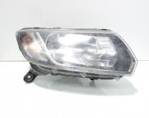 Far dreapta, Dacia Logan 2, vol pe dreapta (idi:708048)