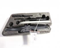 Cric cu cheie si spuma, cod 5Q0011031B, Audi A3 (8V1) (idi:712768)