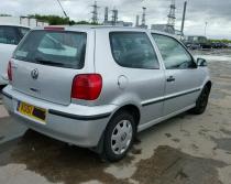 Vindem piese de caroserie Vw Polo 1.0benzina