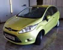 Vindem piese de caroserie Ford Fiesta 1.2benzina
