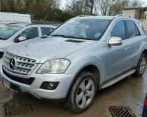 Vindem piese de caroserie Mercedes ML 320cdi