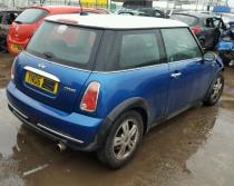Vindem piese de caroserie Mini Cooper 1.6benzina