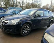 Vindem piese de caroserie Opel Astra H, 1.8b 2005