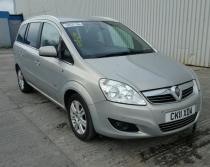 Vindem piese de caroserie Opel Zafira B, 1.8b