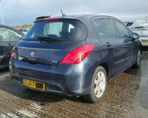 Vindem piese de interior Peugeot 308 hatchback, 1.6 HDI 9HR din dezmembrari
