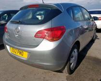 Dezmembram Opel Astra J, 1.6 benz, A16XER