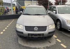 Dezmembrez piese caroserie, motor, cutie viteze, suspensie VW Passat Variant (3B6) 1.9 TDI 2001, AVB