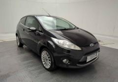 Dezmembrez piese caroserie, motor, cutie viteze, suspensie Ford Fiesta 5, 1.4 benz