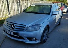 Vindem piese de interior Mercedes C180cdi