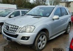 Vindem piese de caroserie Mercedes ML 320cdi